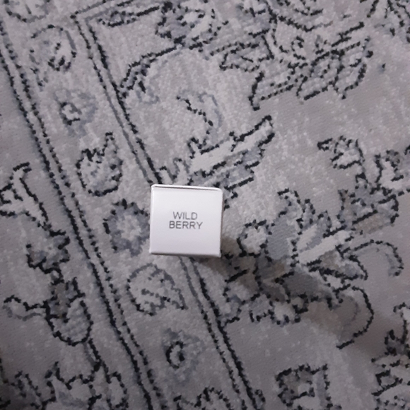 Merle Norman Lip Pencil Plus Wild Berry - Picture 2 of 2